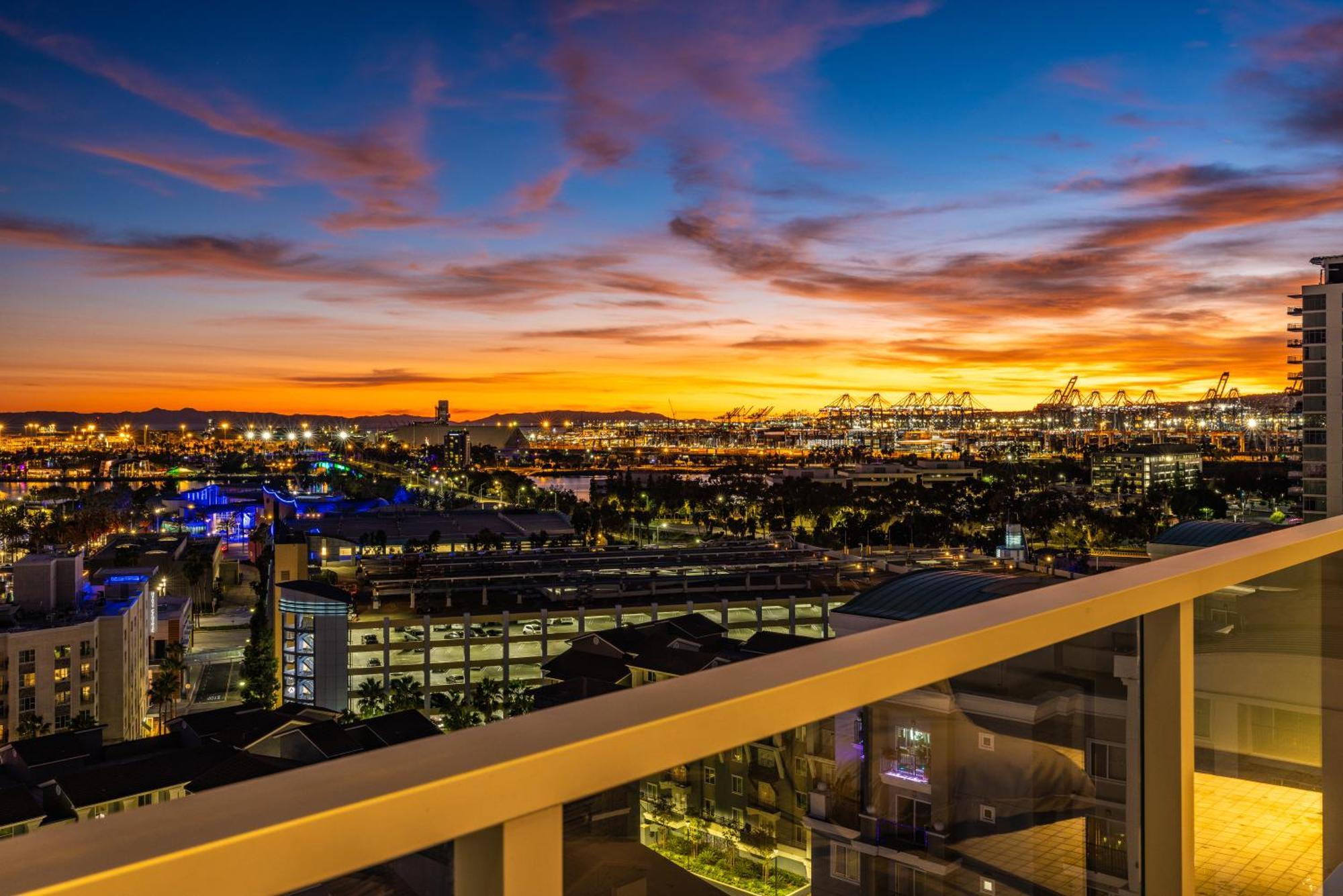 @ Marbella Lane - Penthouse W/ City & Ocean Views Long Beach Exteriér fotografie